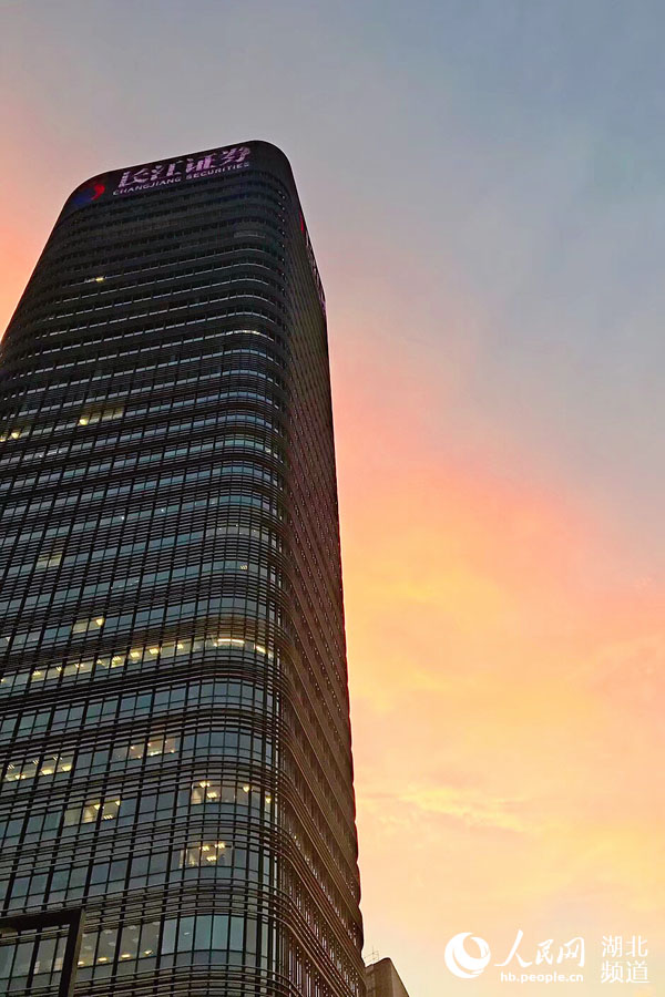 长江证券有重组题材吗,长江证券重组的可能性