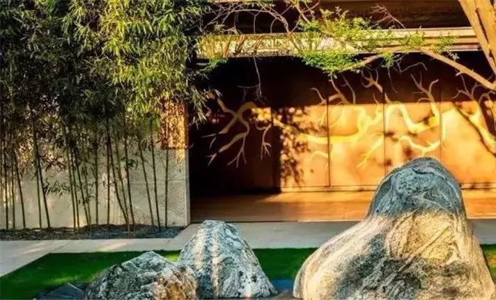 石来运转寓意介绍,庭院风水石的摆放位置图解