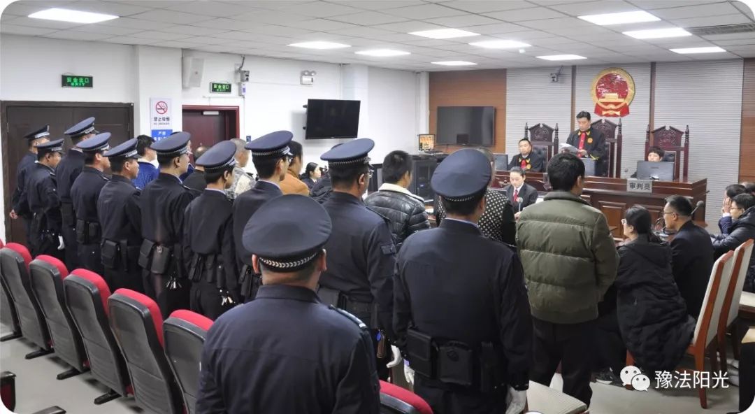 扫黑除恶丨台前“花式”非法*债讨**团伙获刑