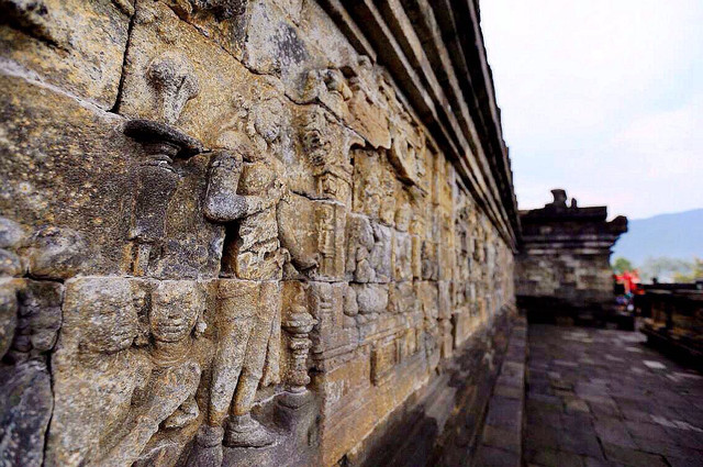 浜氭床浣涙暀濂囪,琚伀灞辩伆鎺╃洊杩戝崈骞寸殑浣涙暀閬楀潃
