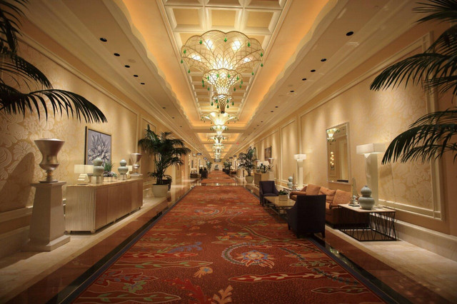 从美国飞往拉斯维加斯,从东到西穿越美国要多久