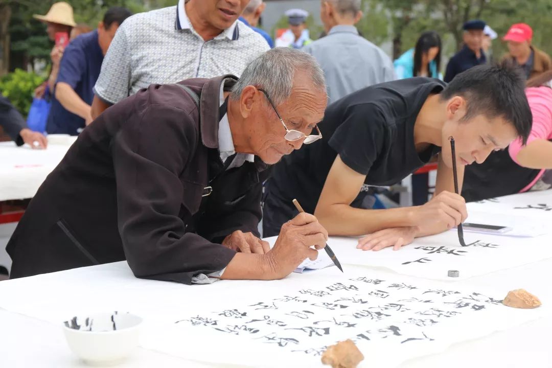 荔波这座城，普通话说得好不好？大家来讲讲