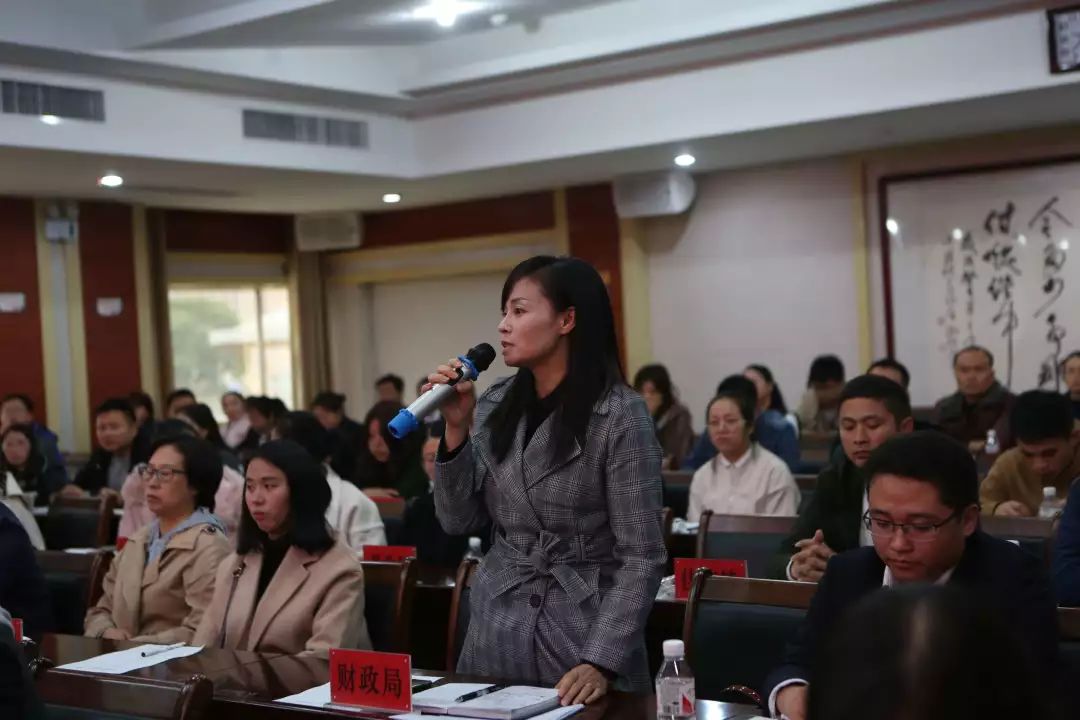 荔波这座城，普通话说得好不好？大家来讲讲