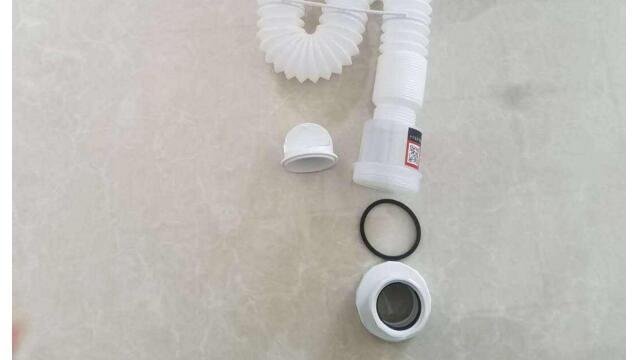 不要把洗衣机水管直接插在地漏里,洗衣机下水管直接插地漏反味