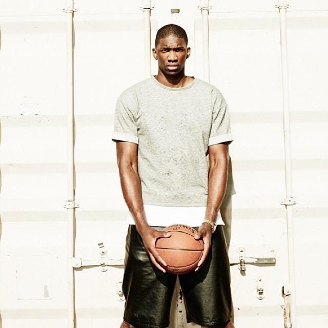 恩比德接受采访谈交易自己,恩比德社交媒体