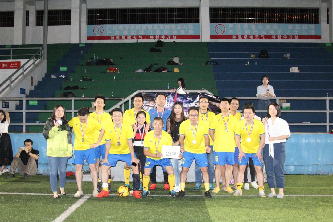 闂寒浜虹敓涓北,绔炴妧缁胯尩闂寒浜虹敓