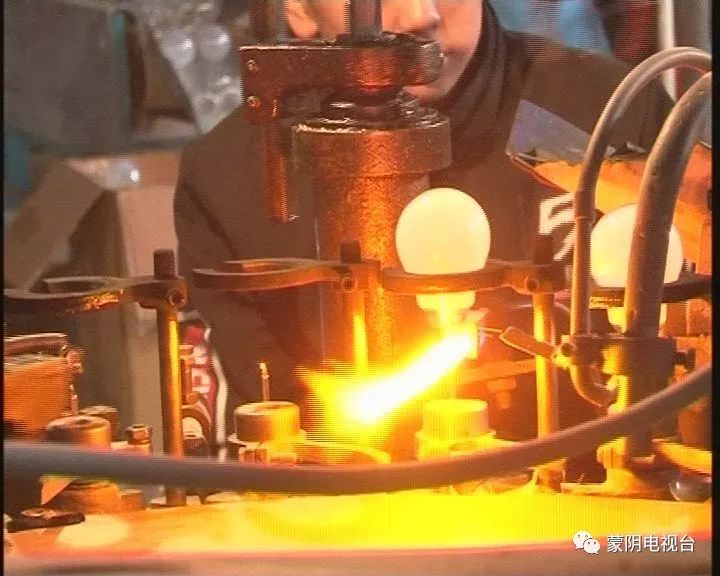 最大节能灯工厂,环保节能照明灯具厂家