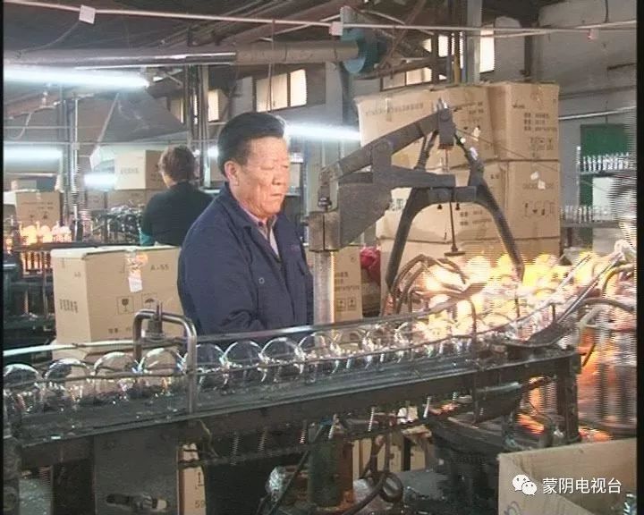 最大节能灯工厂,环保节能照明灯具厂家