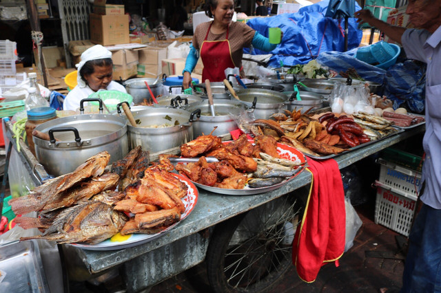 宁可在国外乞讨也不愿回国,宁可在外漂泊也不回家乡