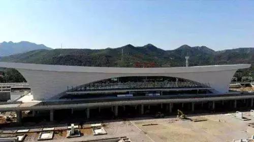 济青高铁现在正式通车了吗,济青高铁什么时间正式开通