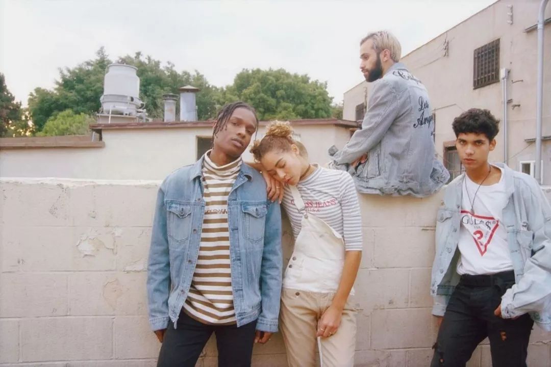 你有买过“拼写错误”的GUESS吗？