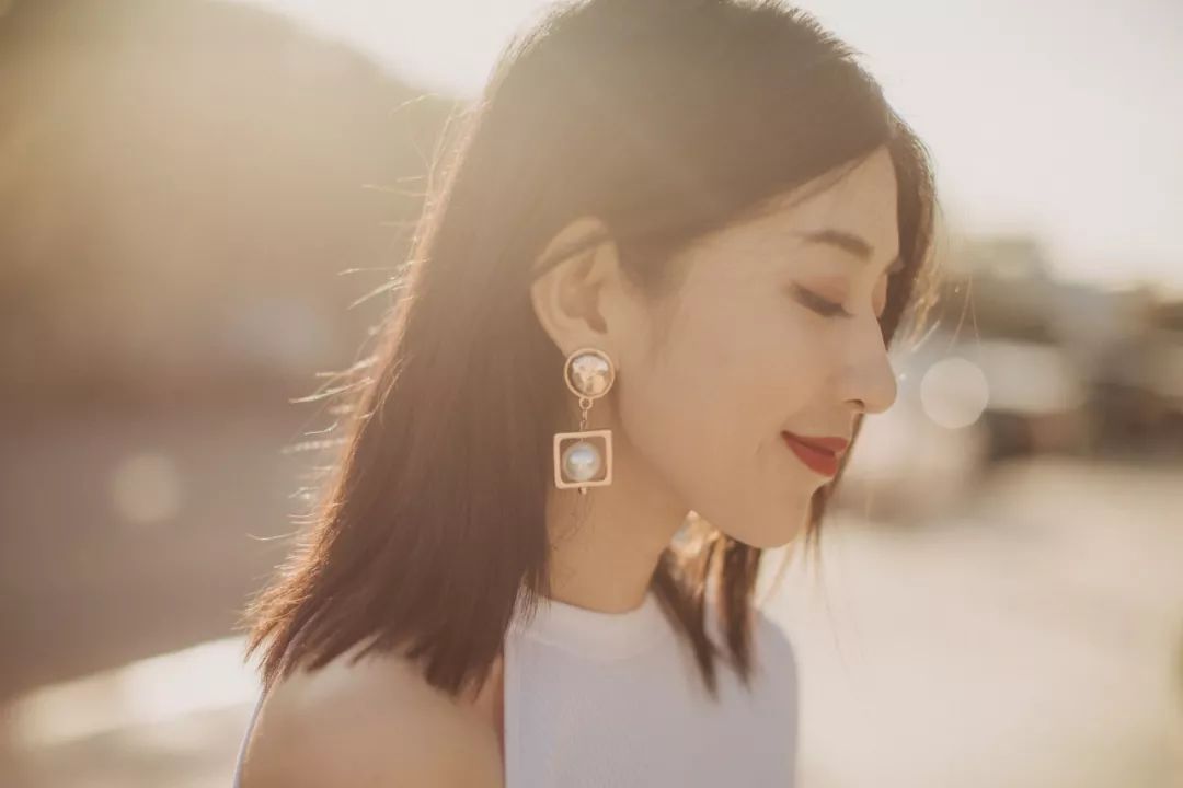 便宜又百搭的配饰有哪些,时髦又平价的服装配饰推荐