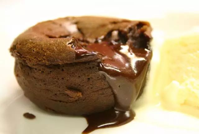 不用出门就能去买东西,不用出门也能买到海外产品