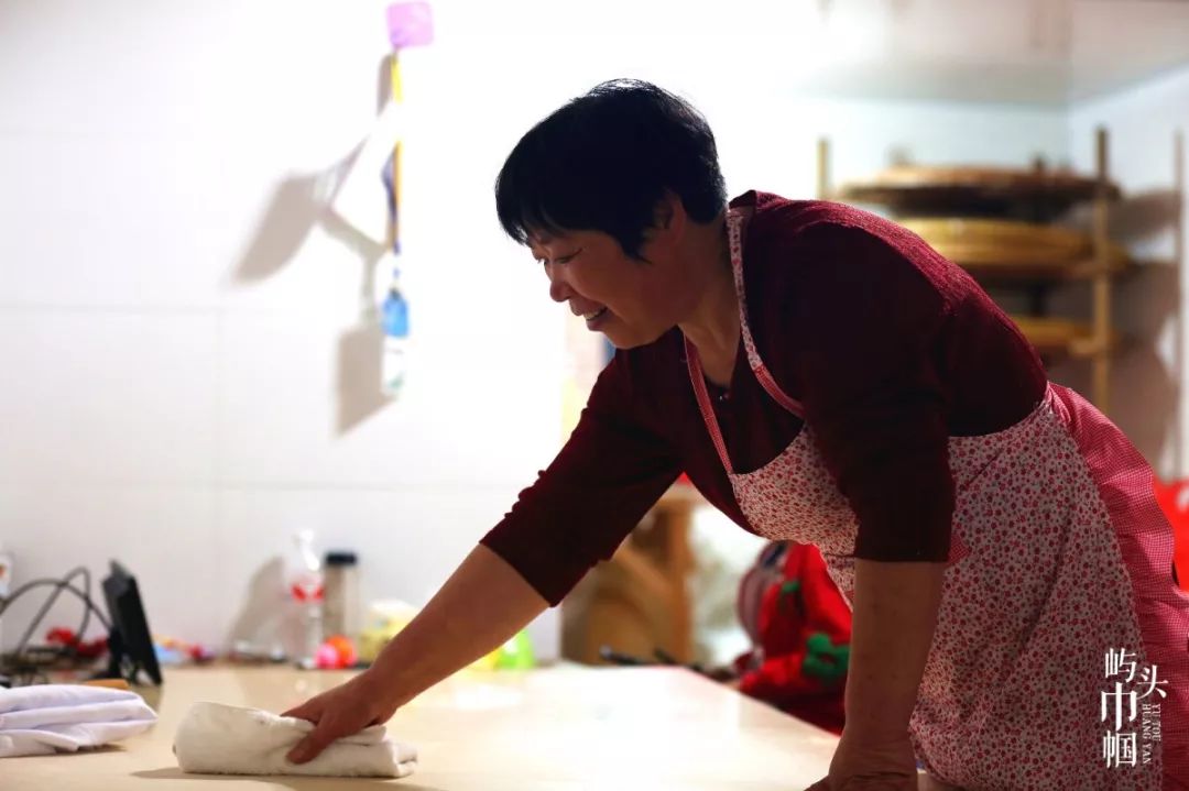 巾帼创辉煌,巾帼逐梦出彩人生