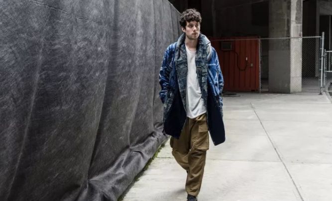 打补丁的衣服价值一两万！现在的时尚真是越来越难懂了