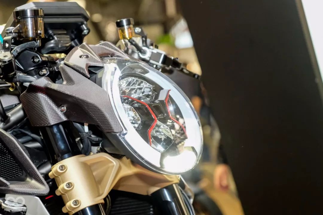 奥古斯塔brutale800复古,奥古斯塔艺术品