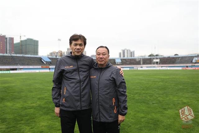 彭伟国范志毅魏群姜峰蔡晟等齐聚恩施,老甲A的传奇仍在延续