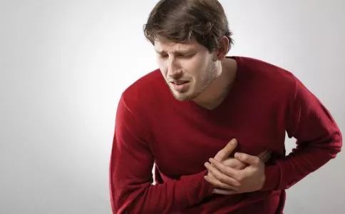 小伙说心电图有异常手术中有问题,小伙去医院检查后有什么毛病