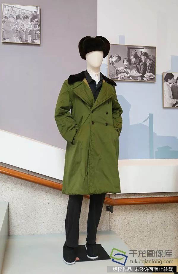 从军装演变的衣服,从军大衣变成将军