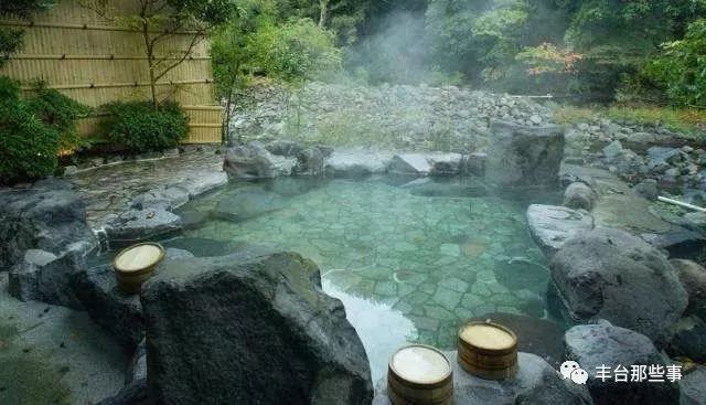 北京冬天泡温泉的好去处,北京冬天适合泡温泉的地方