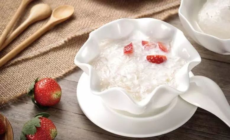 香港即食燕窝哪家好,鲜炖燕窝即食燕窝推荐