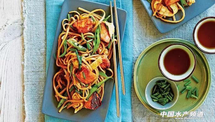 三文鱼有什么好处和坏处,吃三文鱼的好处与功效