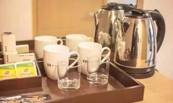 五星级酒店不换床单会传染什么病,酒店马桶浴巾会传染病吗