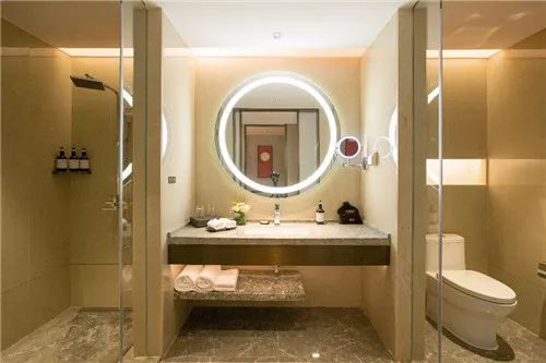 五星级酒店不换床单会传染什么病,酒店马桶浴巾会传染病吗