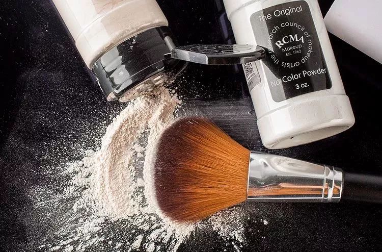 你们有平价又实用的定妆推荐吗,中性皮肤推荐哪款定妆粉