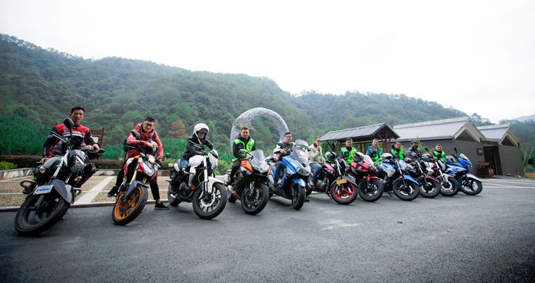 一路同行,“园丁”小哥哥眼中的豪爵!