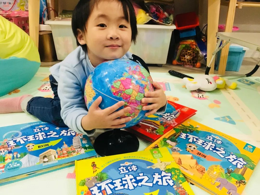 地球仪立体ar看世界地图,揭秘立体儿童太空翻翻书