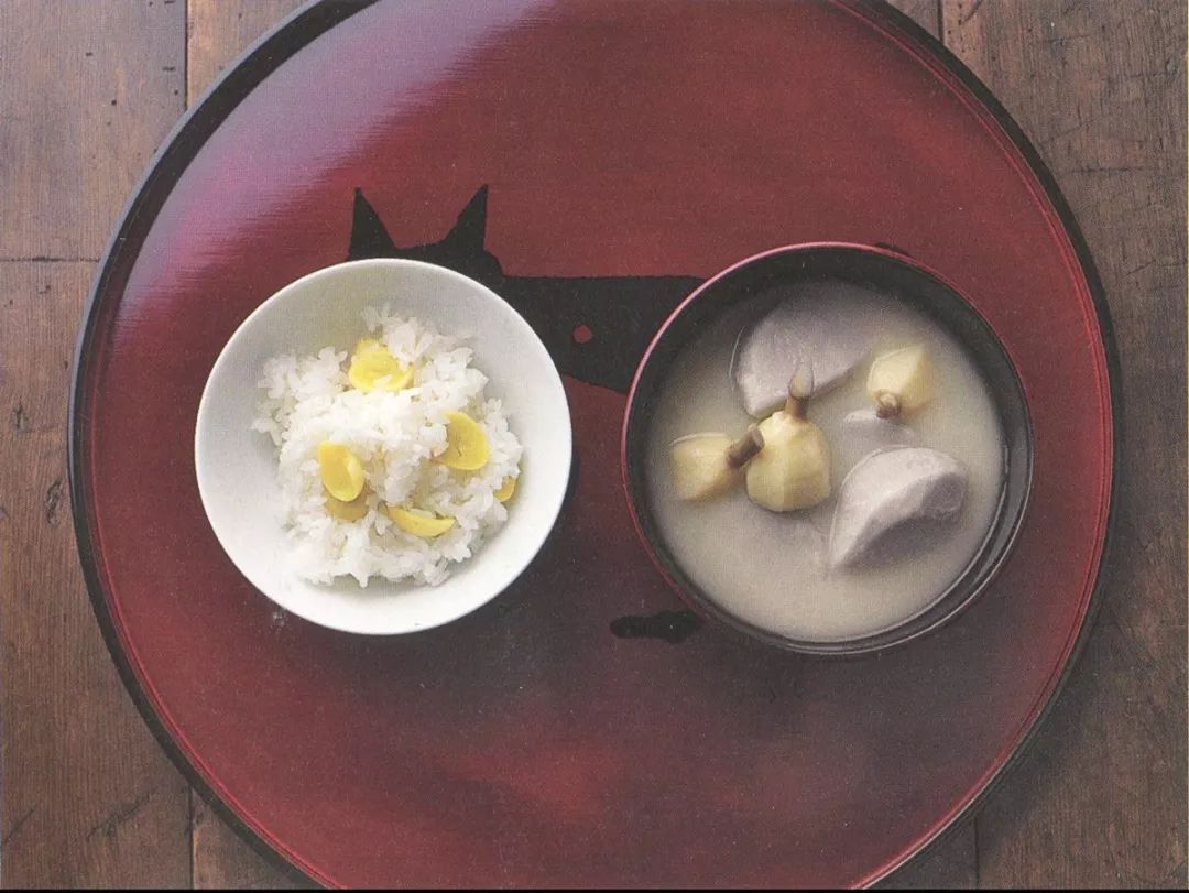 一只小小的碗,一个小小的碗