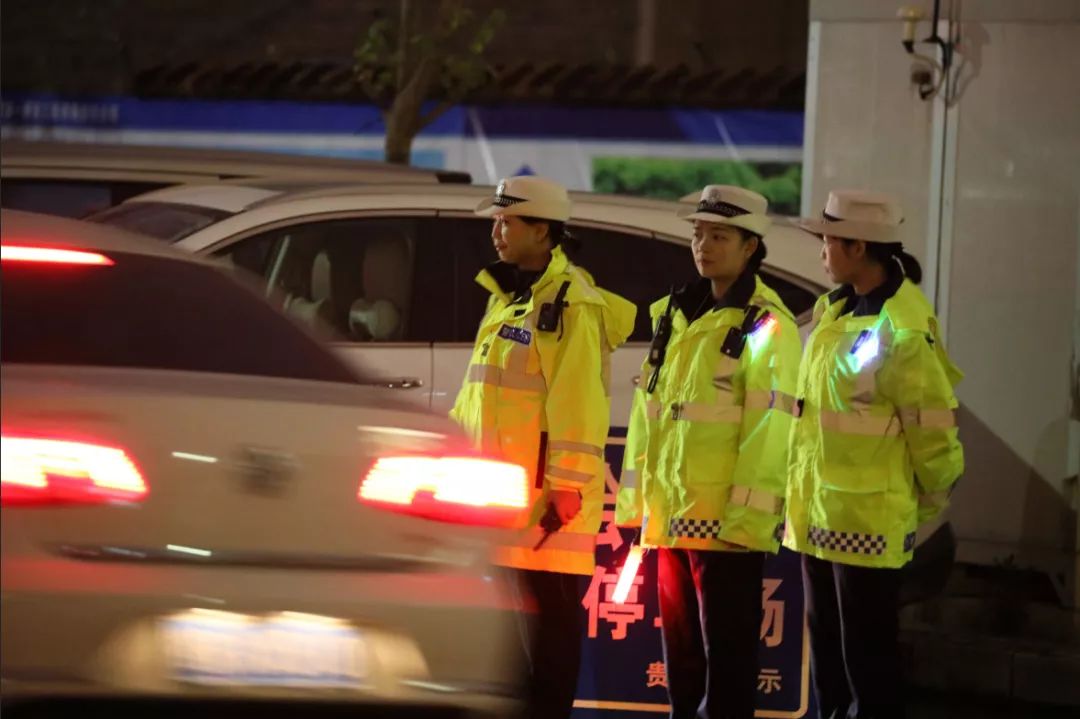 谭校长2010年演唱会现场版,谭校长94演唱会