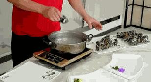 涨姿势丨煮大闸蟹的时候不要盖锅盖!最佳吃蟹季节从12月开始……这些你都知道吗?