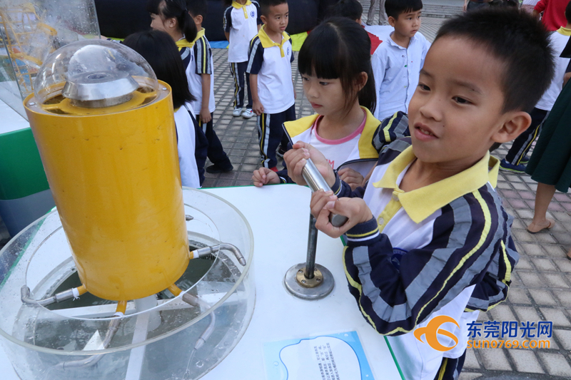 东莞室内水上乐园儿童水上滑梯,东莞滑梯水上乐园