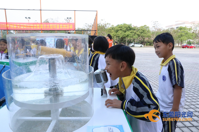 东莞室内水上乐园儿童水上滑梯,东莞滑梯水上乐园