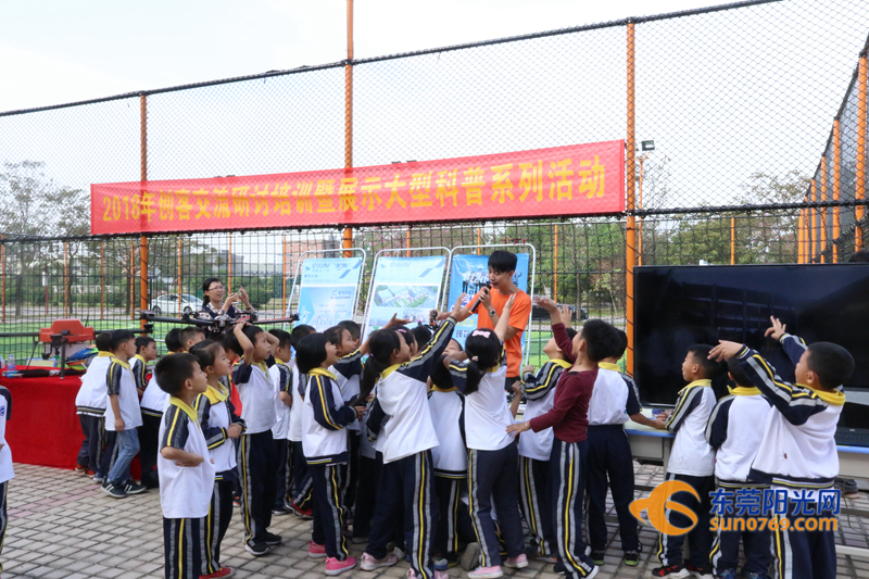 东莞室内水上乐园儿童水上滑梯,东莞滑梯水上乐园