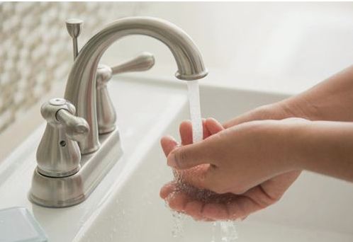 涓尰鎵嬫寚闀挎按娉$棐,涓尰杈ㄨ瘉鎵嬩笂闀垮皬姘存场寰堢棐