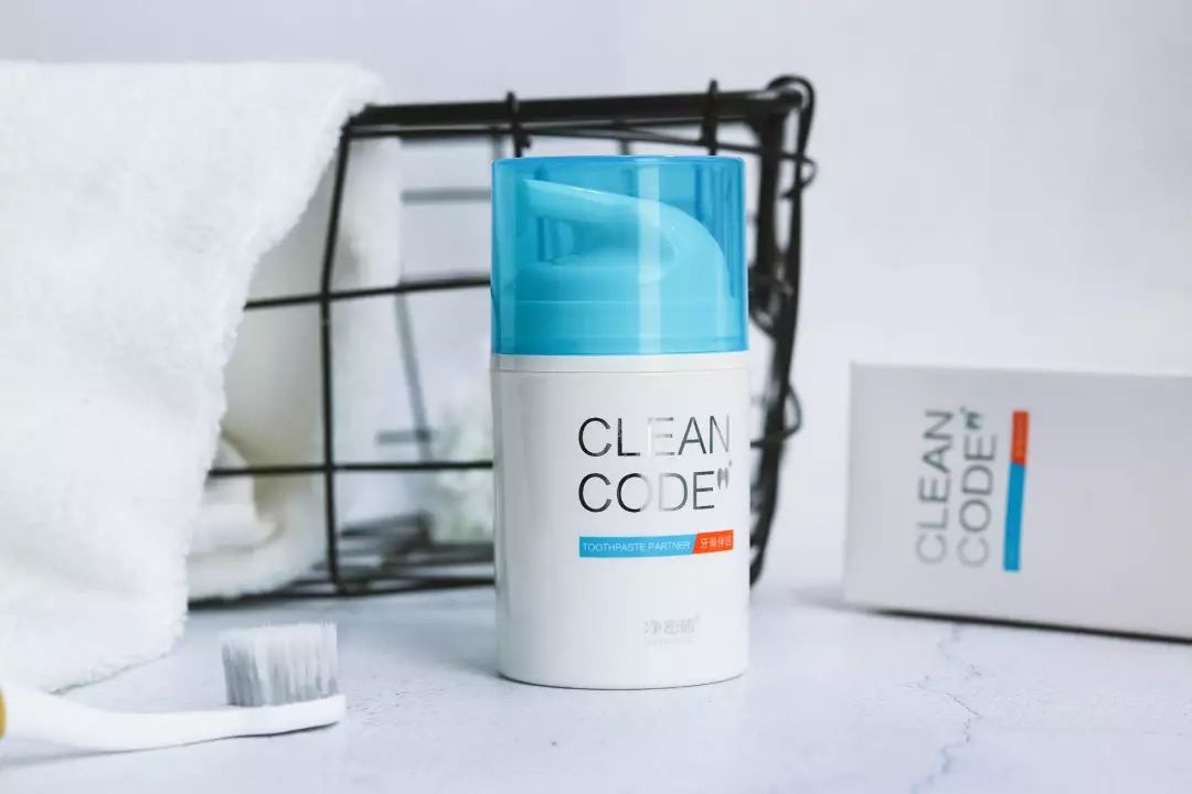 君君有货丨女明星也用美牙精华，超修复洁净的牙膏伴侣