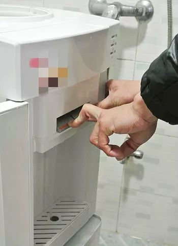 饮水机清洗全部教程,饮水机清洗方法一览表
