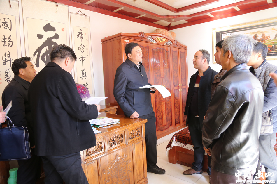 陈红利深入乡镇督导脱贫攻坚工作,周天龙深入乡镇督导脱贫攻坚工作