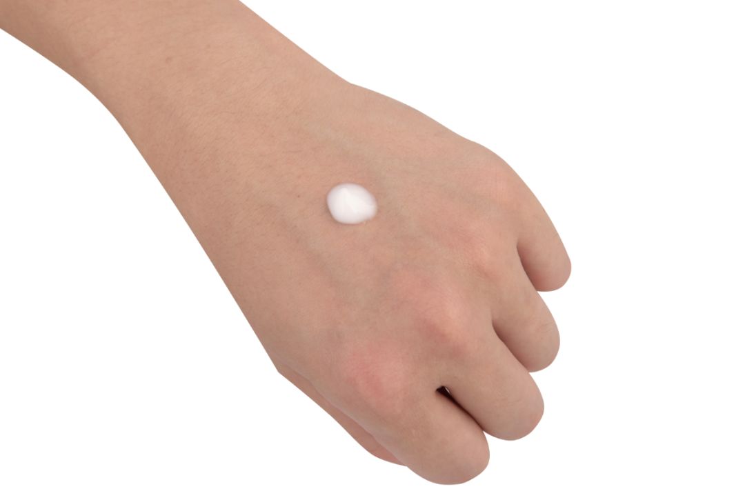 预告｜平价好用的澳洲绵羊油面霜，滋润不油腻，吸收好，擦完皮肤光滑柔软，还能用来卸妆，护发，软化脚部死皮，一瓶多用，实在！