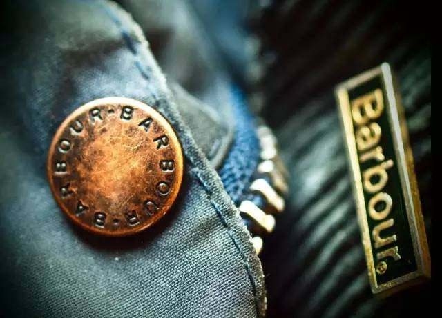 一件好的风衣穿出你高级感,burberry风衣哪款好