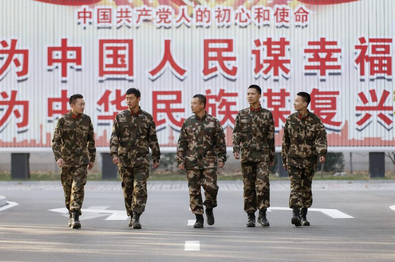 王国斌：真情在左忠诚在右