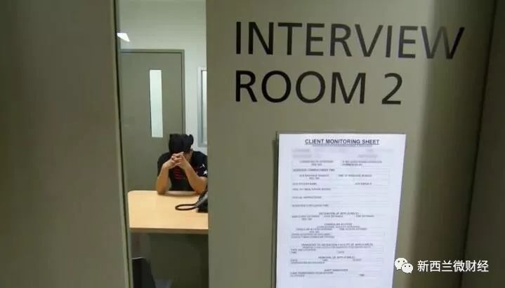 被海关查了聊天记录立即遣返,微信记录被中国海关遣返后果