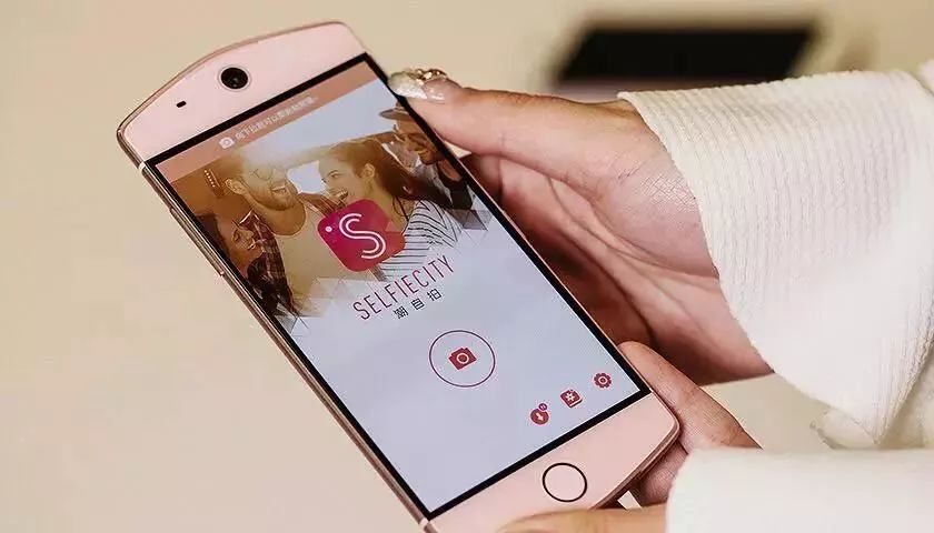 celine2019秋冬男装周,celine有男装女装吗