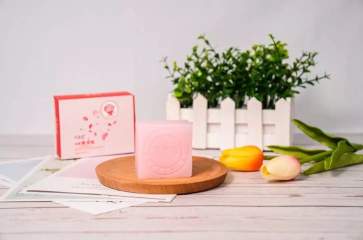 人脸上螨虫的数量,人脸上有多少螨虫