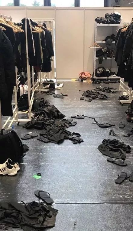 DG辱华,陈坤李冰冰等拒绝出席活动,今晚让你彻底凉透!