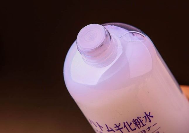 闭着眼睛用也不心疼却会一生回购的化妆水,用完一瓶白一度!