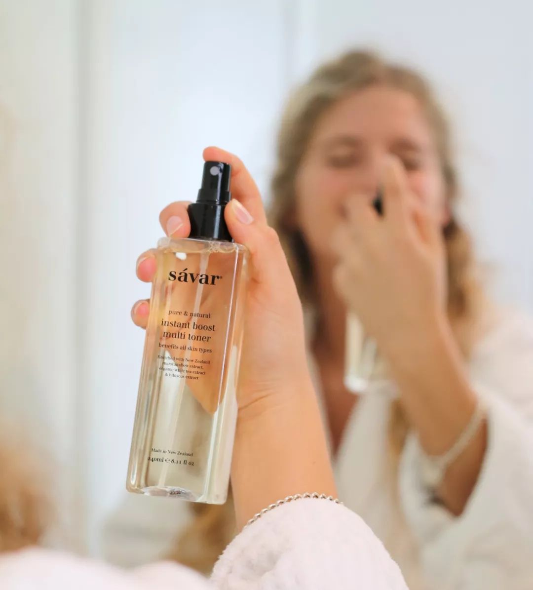 肌肤水润滋养秋冬干燥,肌肤水润嫩滑保湿护肤品